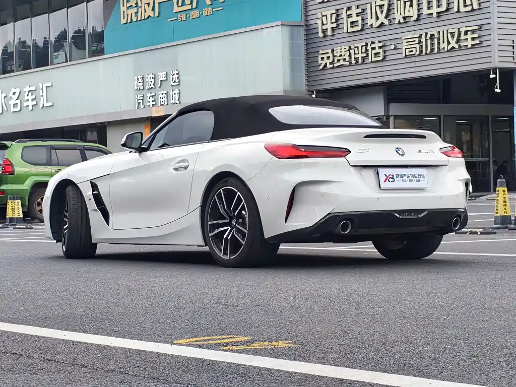 BMW Z4 — фото 11
