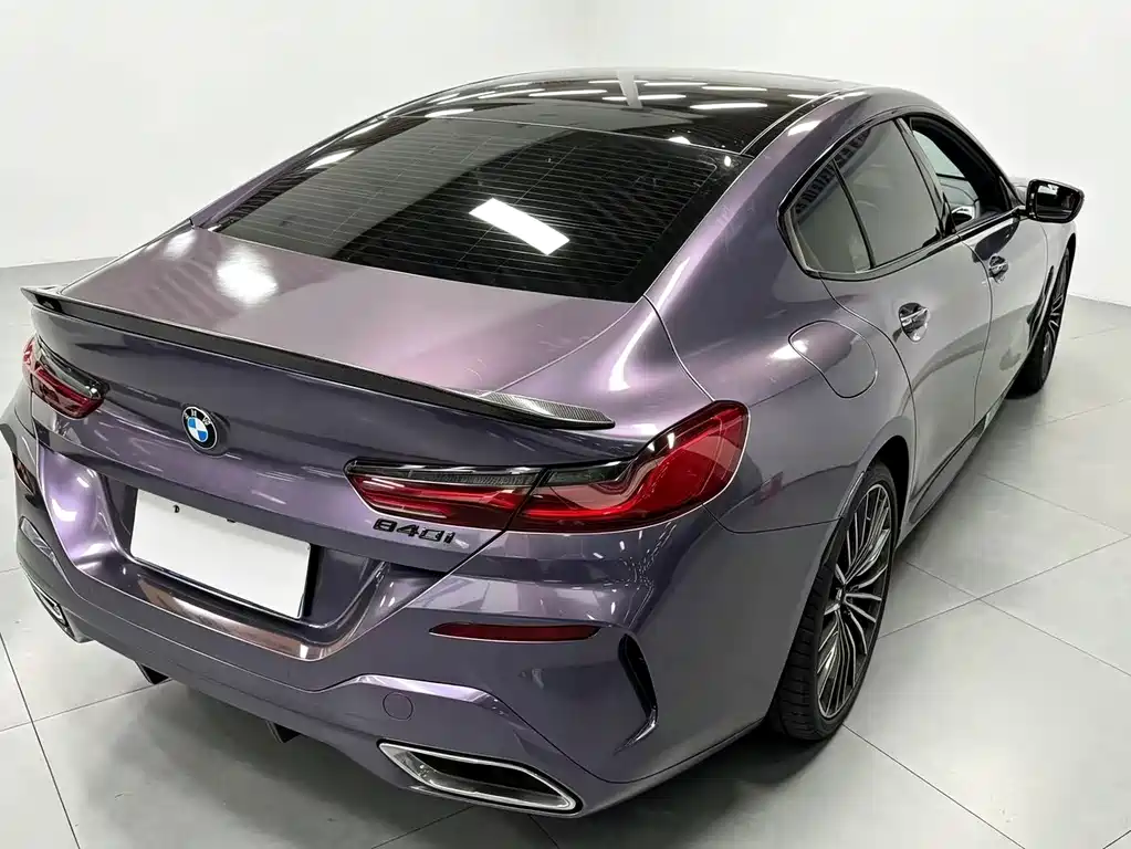 BMW 8 Series — фото 3