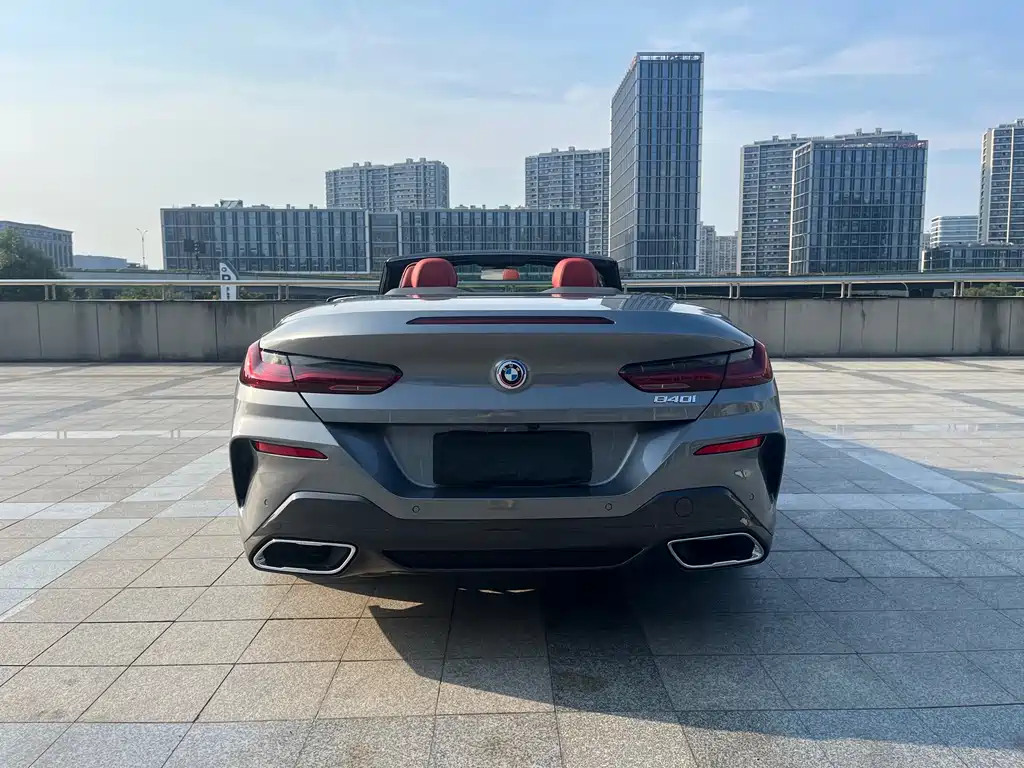 BMW 8 Series — фото 5