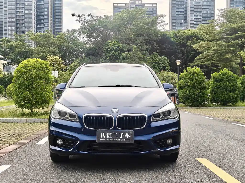 BMW 2 Series Active Tourer — фото 3