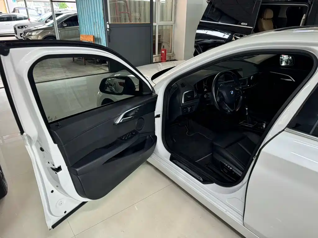BMW 1 Series — фото 15