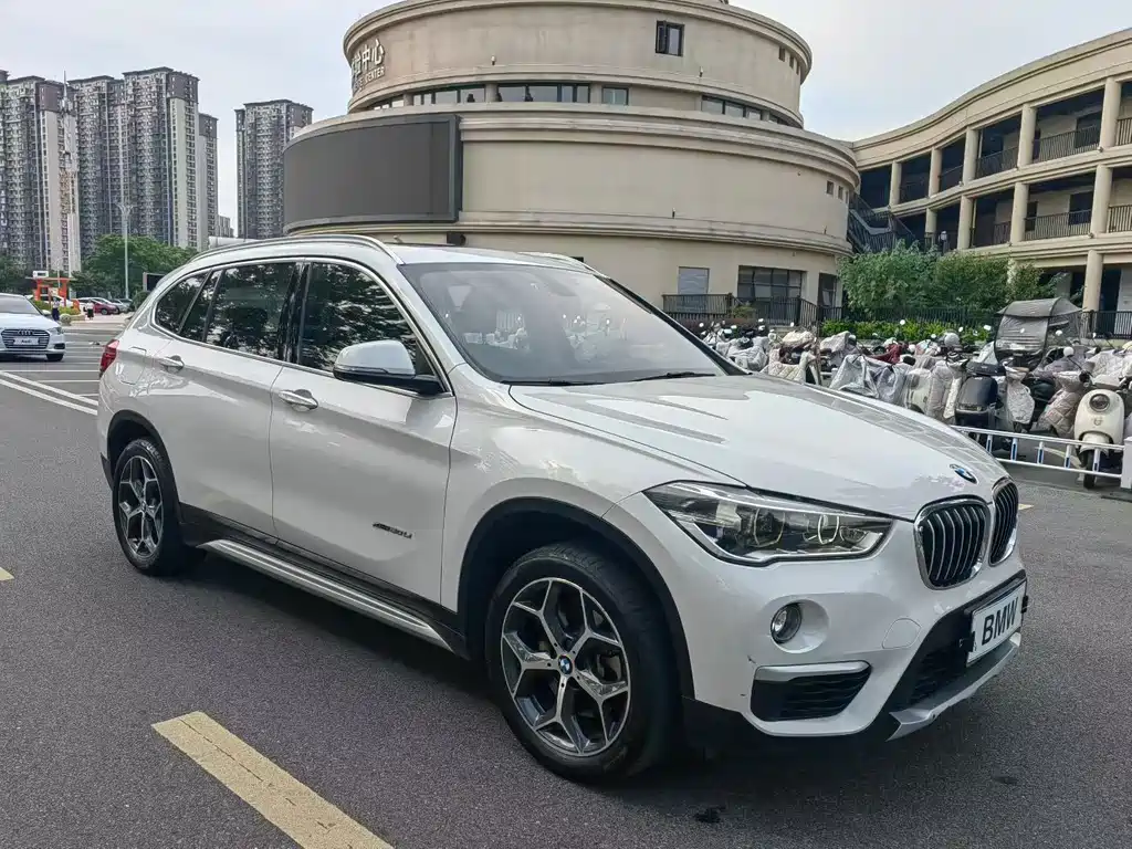 BMW X1 — фото 3
