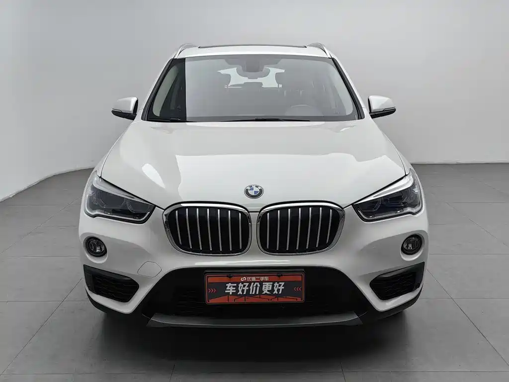 BMW X1 — фото 3