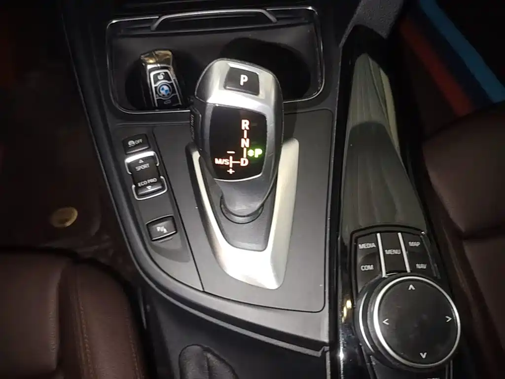 BMW 3 Series — фото 14