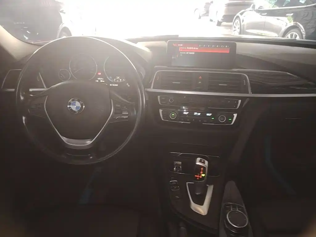 BMW 3 Series — фото 10