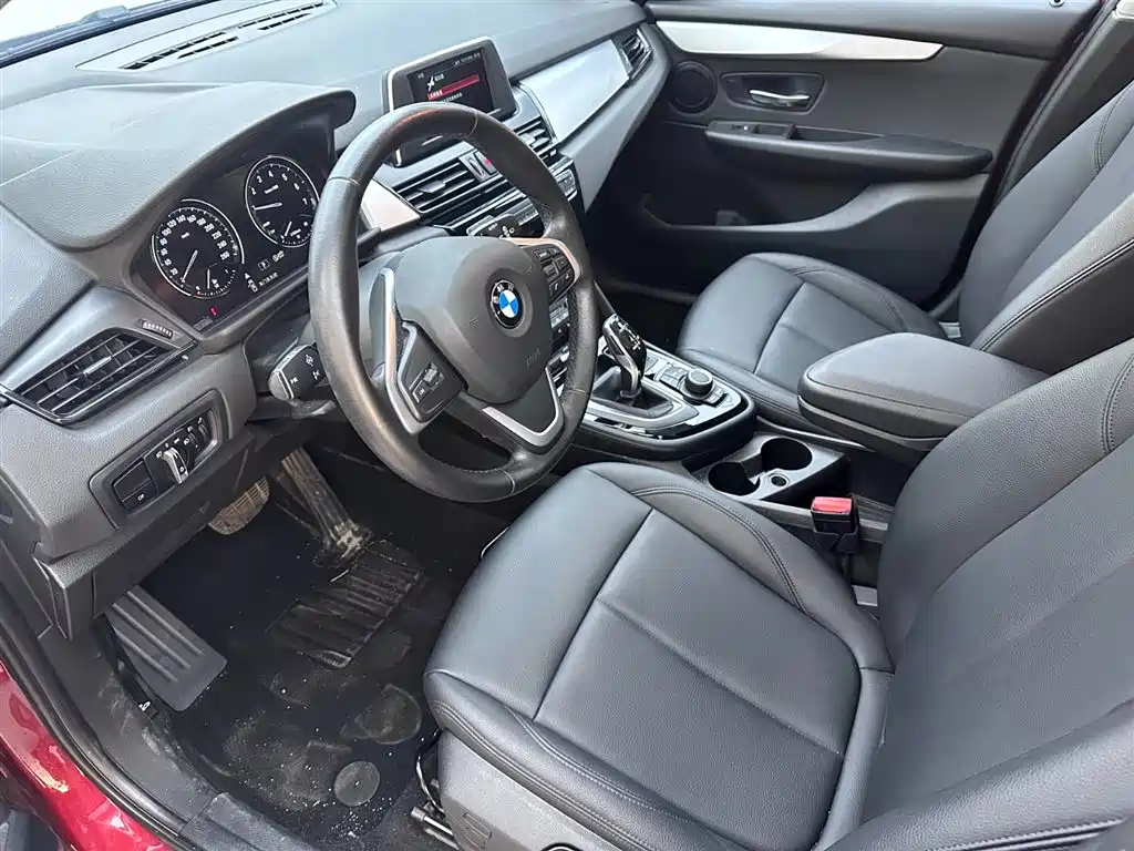 BMW 2 Series Gran Tourer — фото 8