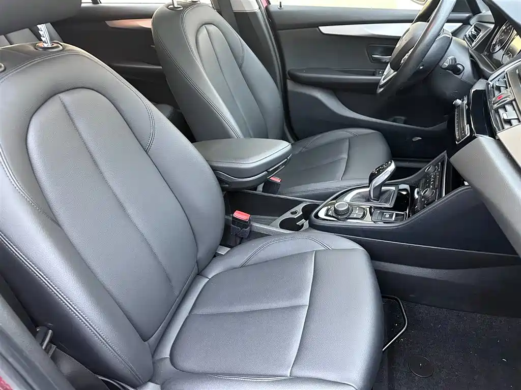 BMW 2 Series Gran Tourer — фото 9