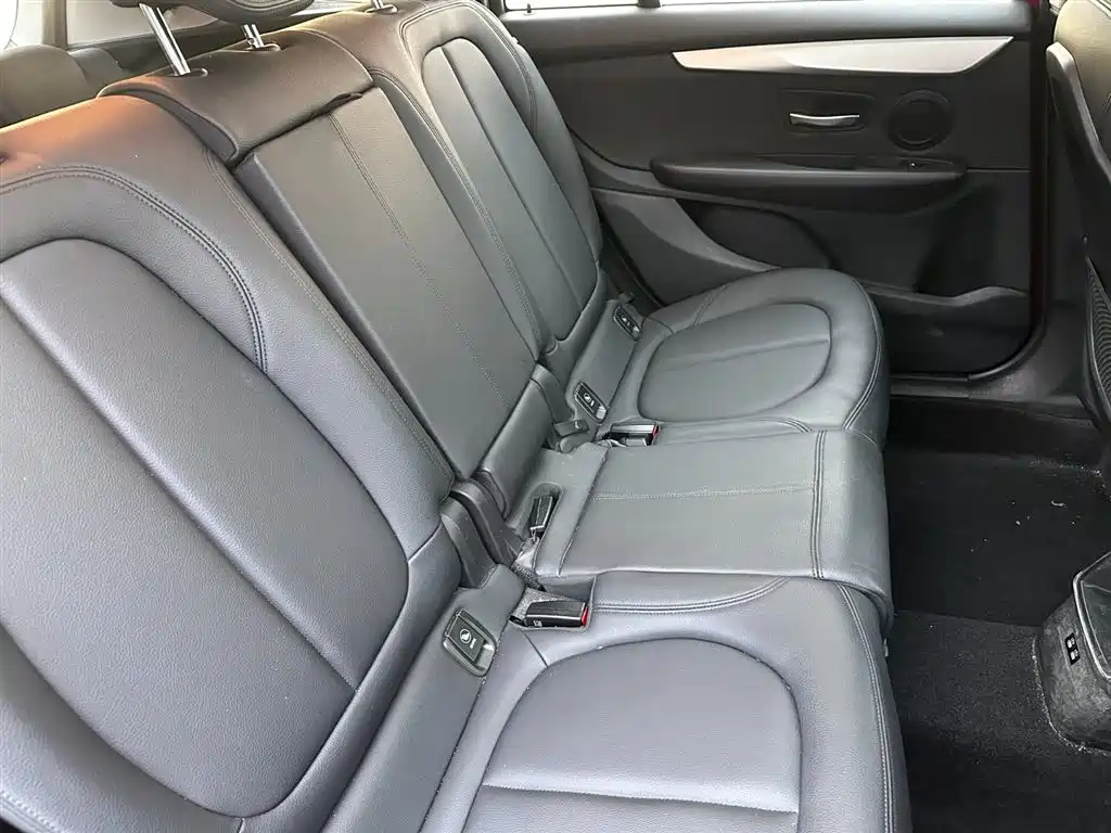 BMW 2 Series Gran Tourer — фото 10