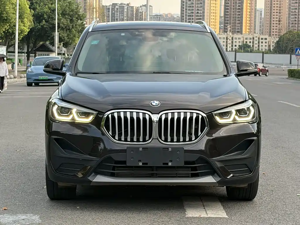BMW X1 — фото 3