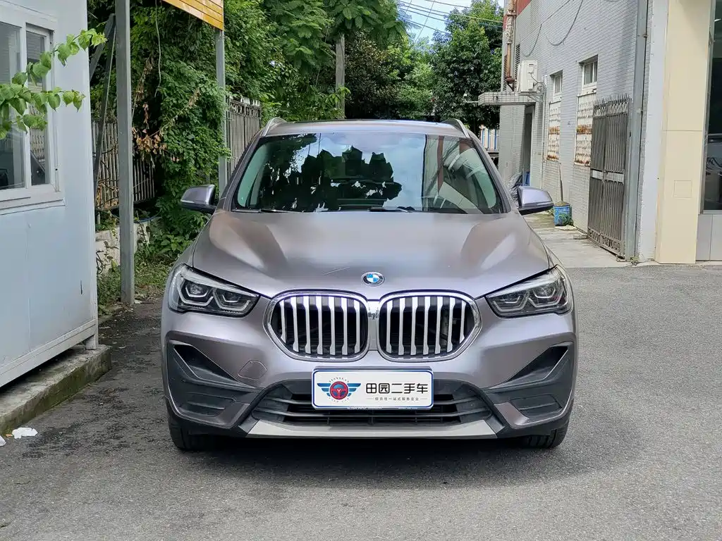 BMW X1 — фото 2