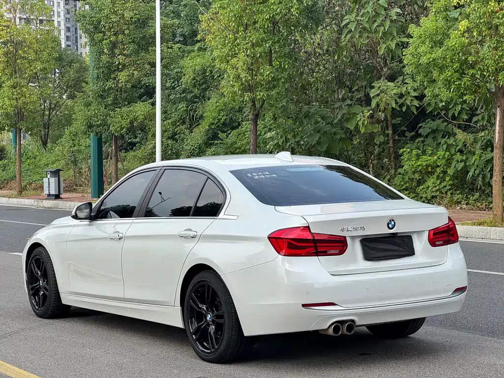 BMW 3 Series — фото 4