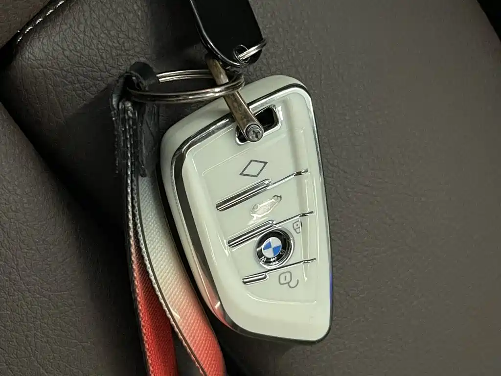 BMW X1 — фото 28