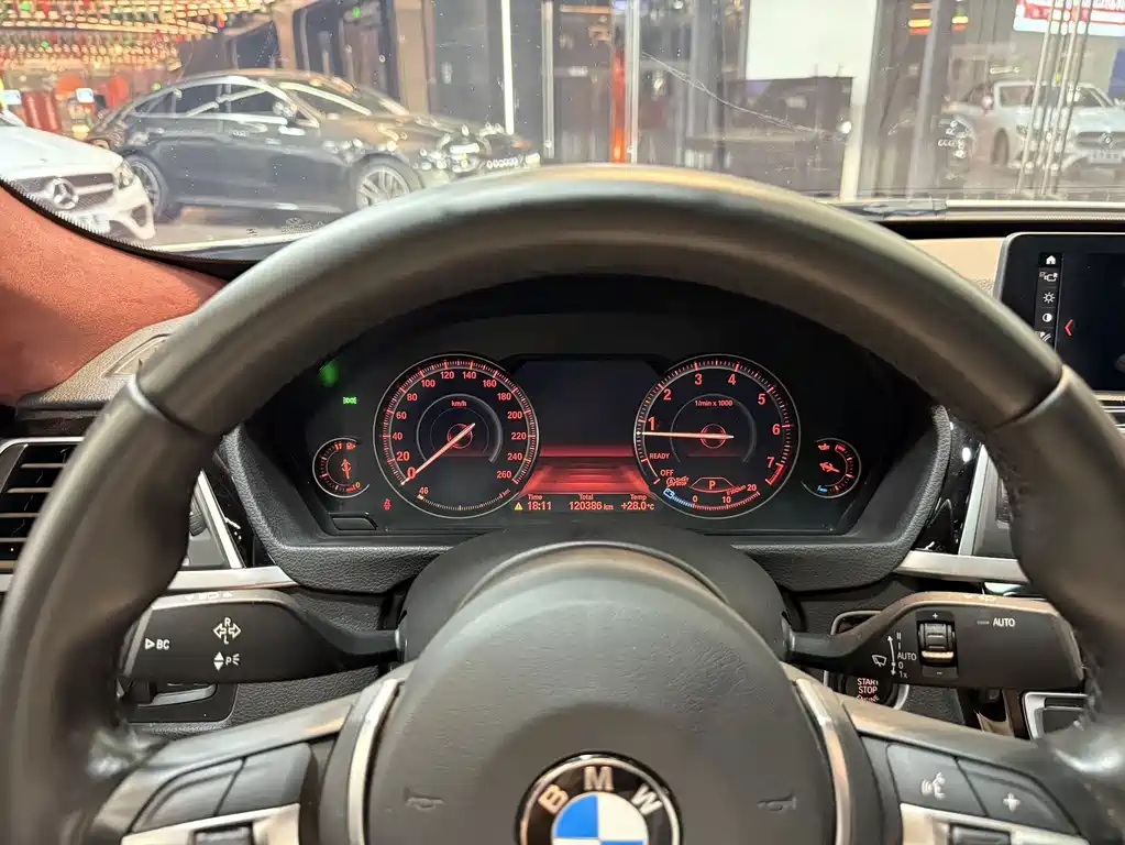 BMW 3 Series GT — фото 11