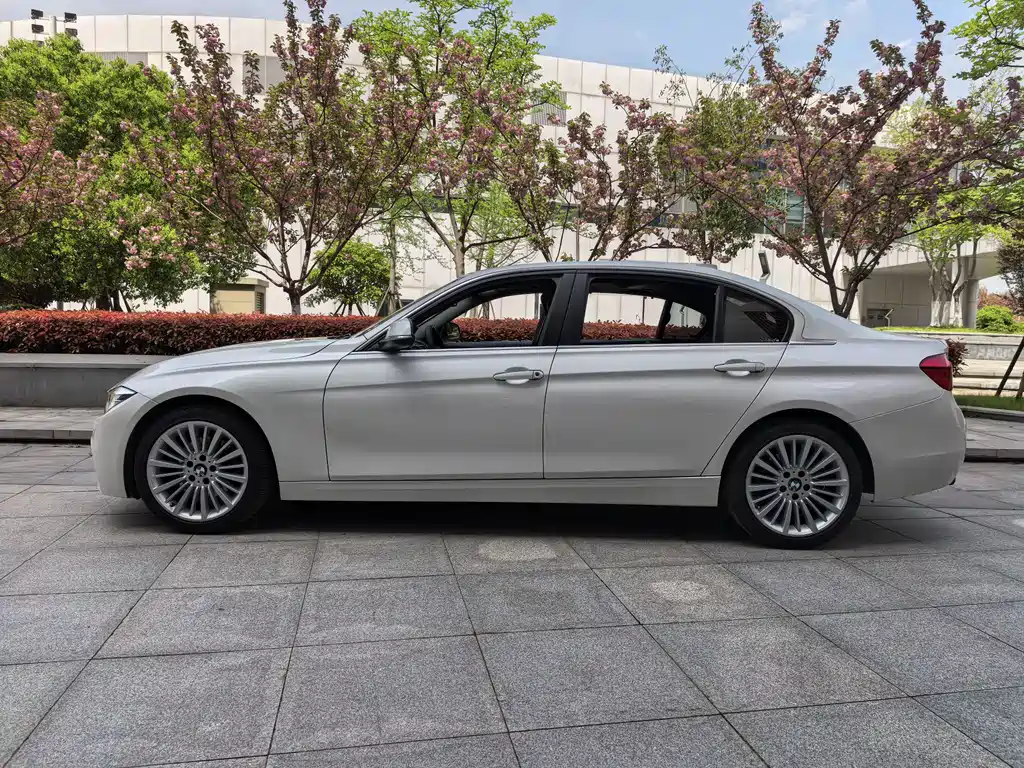 BMW 3 Series — фото 3
