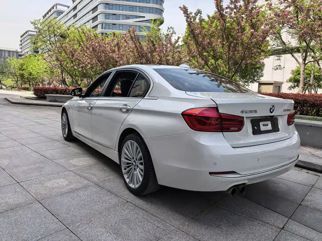 BMW 3 Series — фото 4