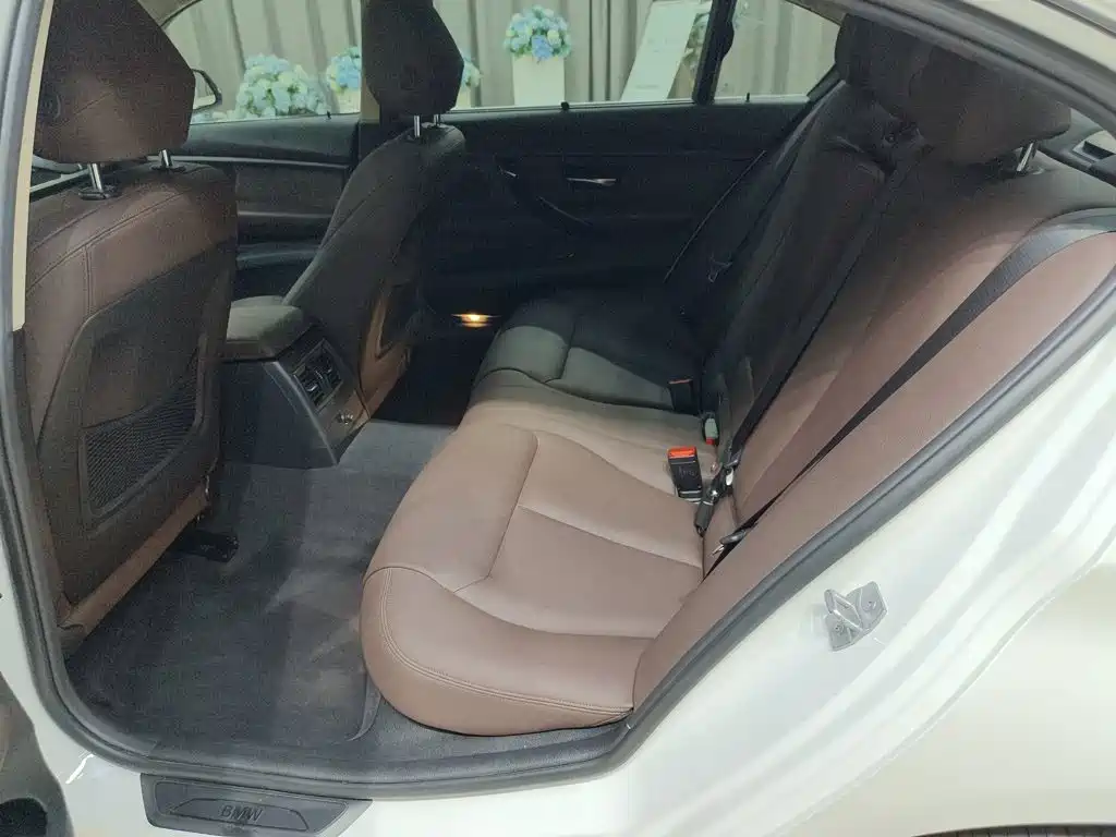 BMW 3 Series — фото 13