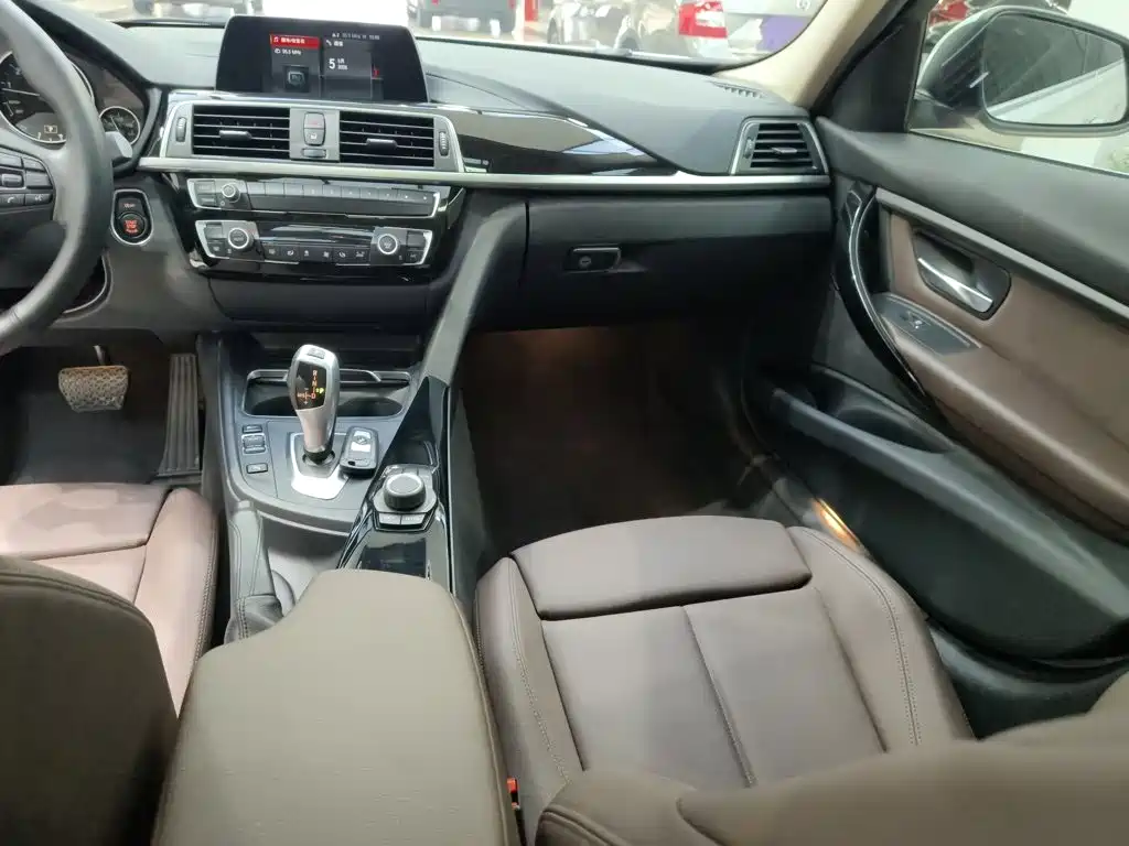 BMW 3 Series — фото 18