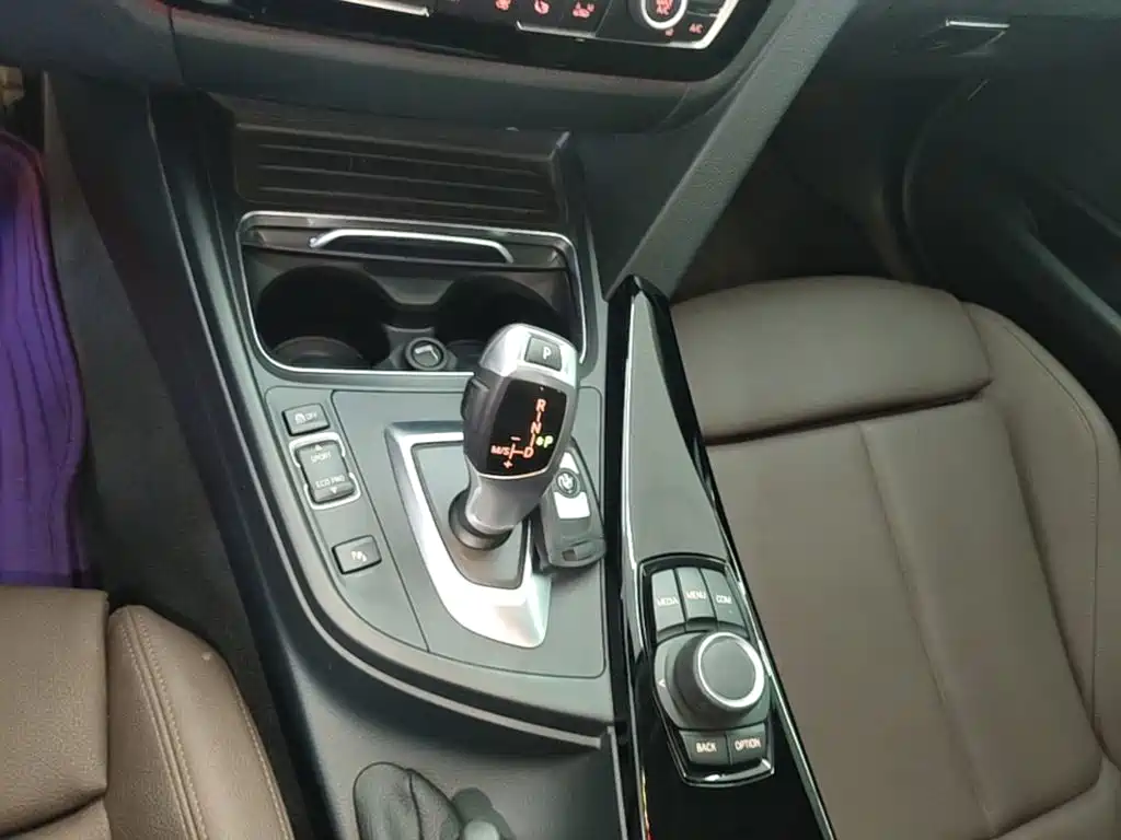 BMW 3 Series — фото 10