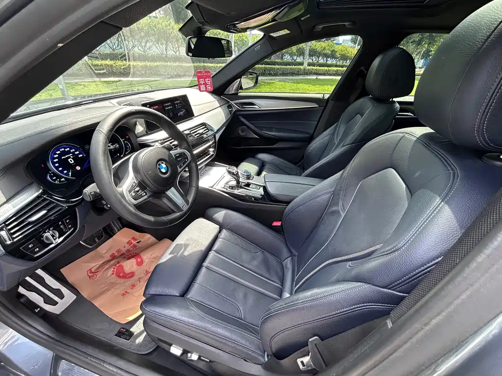 BMW 5 Series (Import) — фото 11