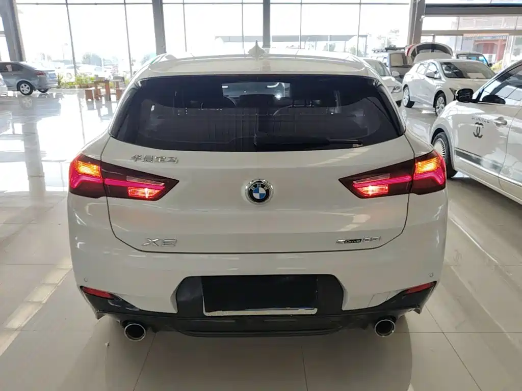 BMW X2 — фото 6