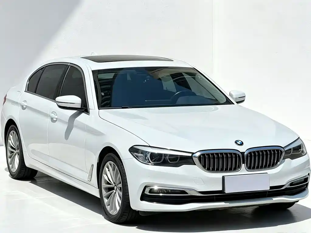 BMW 5 Series — фото 3