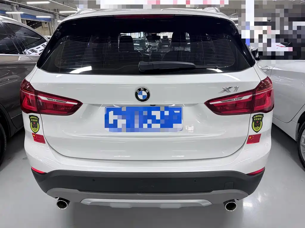 BMW X1 — фото 18