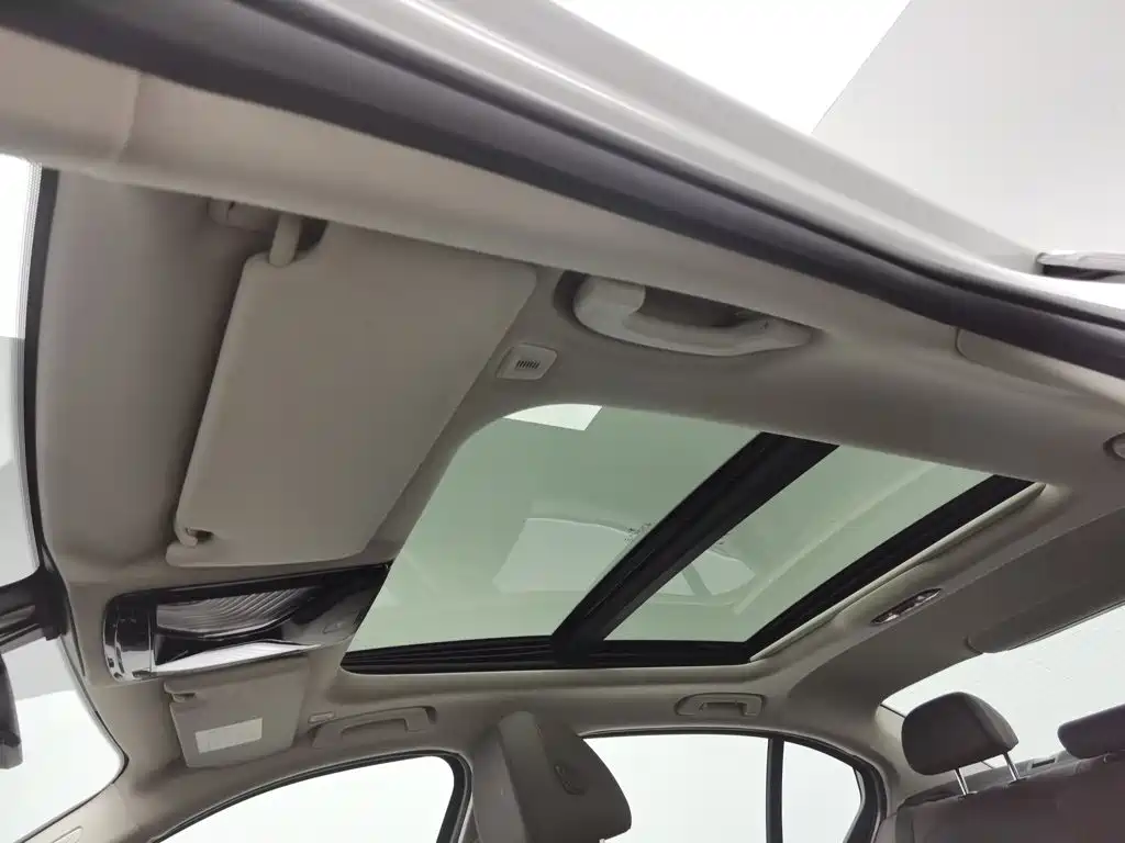 BMW 3 Series — фото 14