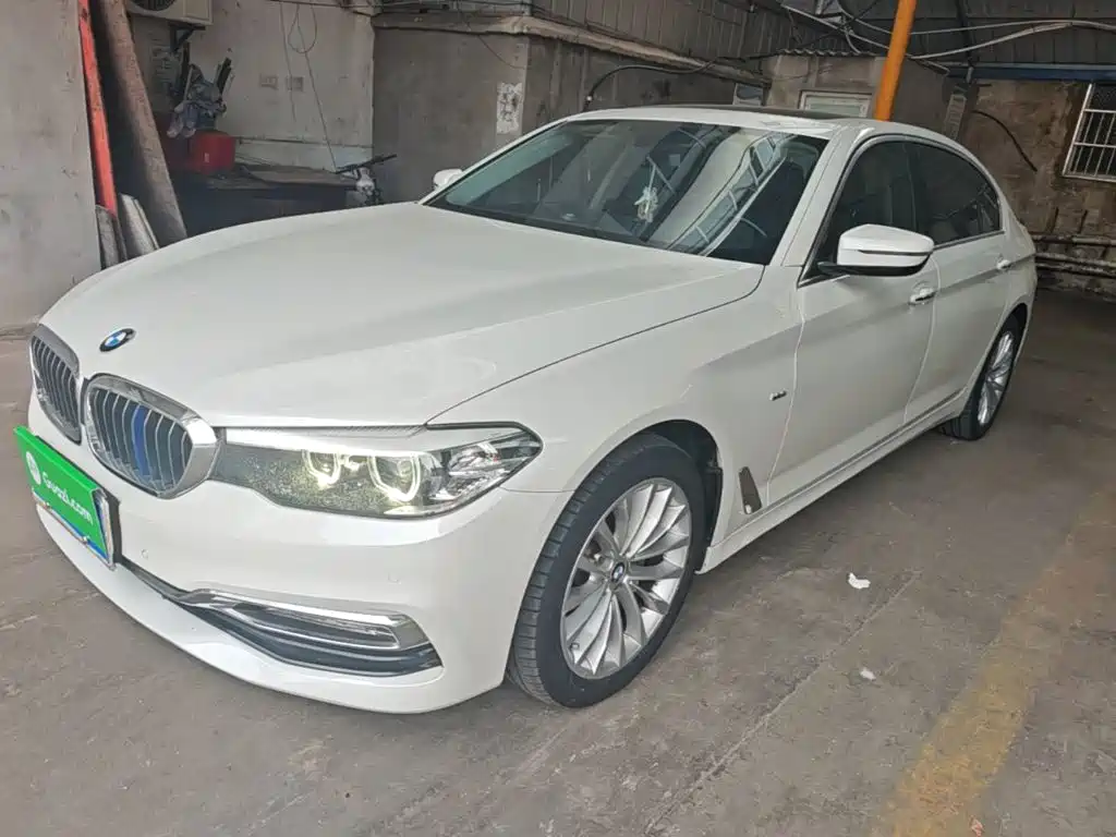 BMW 5 Series — фото 2