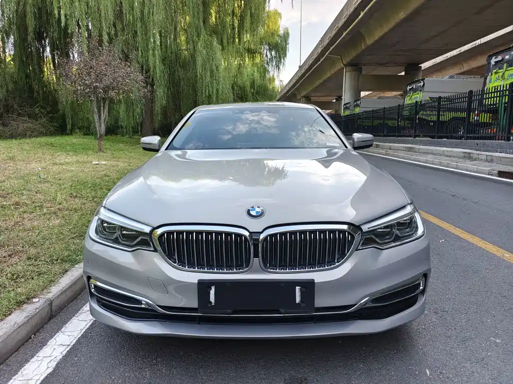 BMW 5 Series New Energy — фото 3