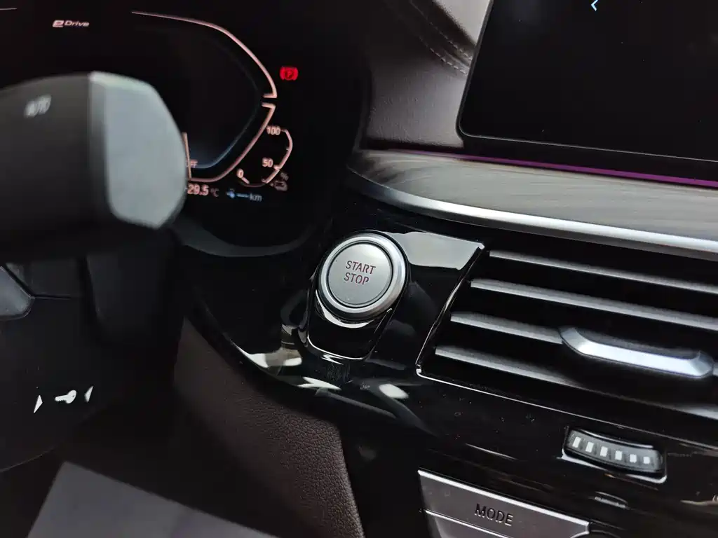 BMW 5 Series New Energy — фото 36
