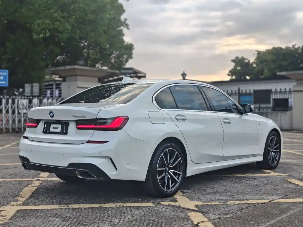 BMW 3 Series — фото 11