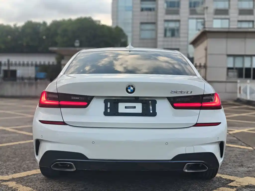 BMW 3 Series — фото 10