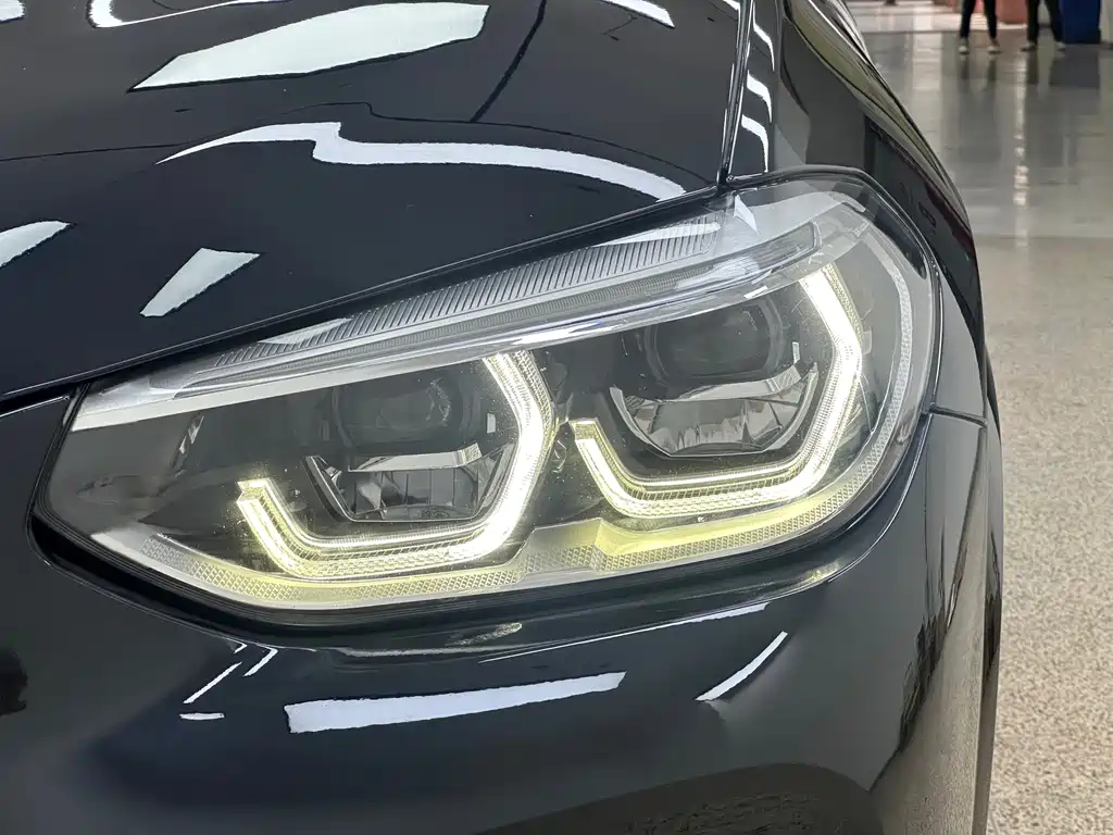 BMW X3 — фото 10