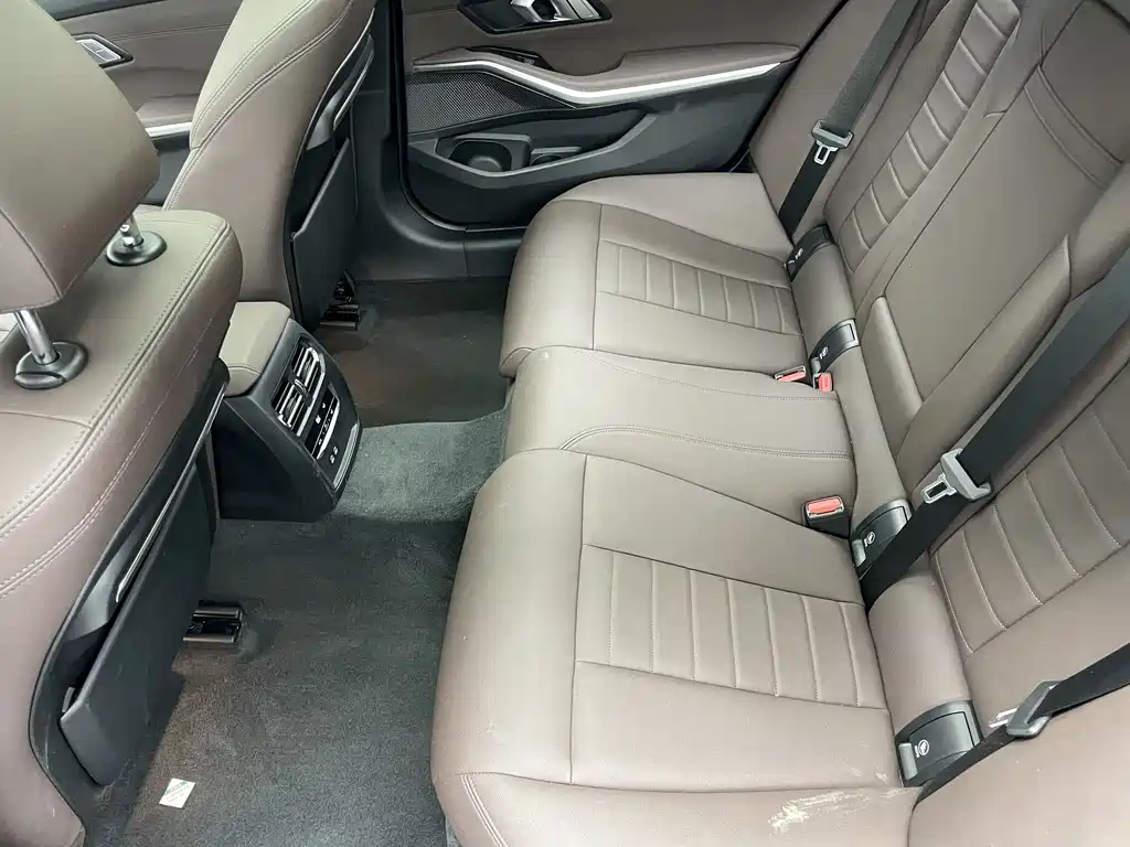 BMW 3 Series — фото 11