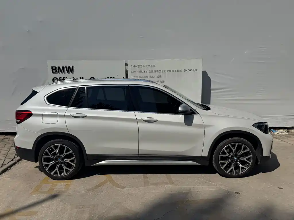 BMW X1 — фото 4