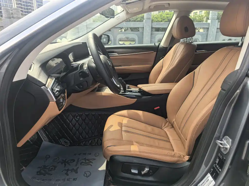 BMW 6 Series GT — фото 8