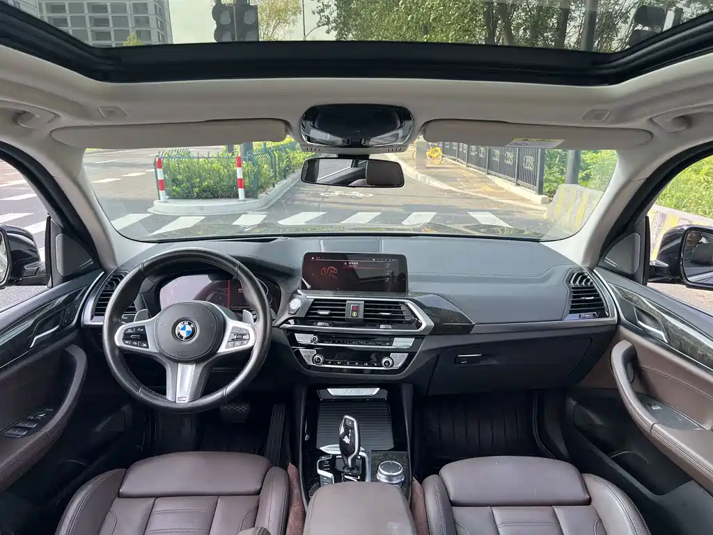 BMW X3 — фото 13
