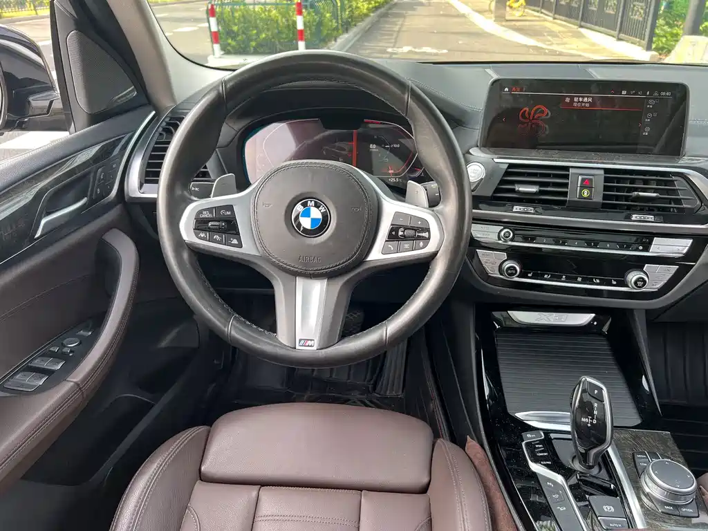 BMW X3 — фото 15