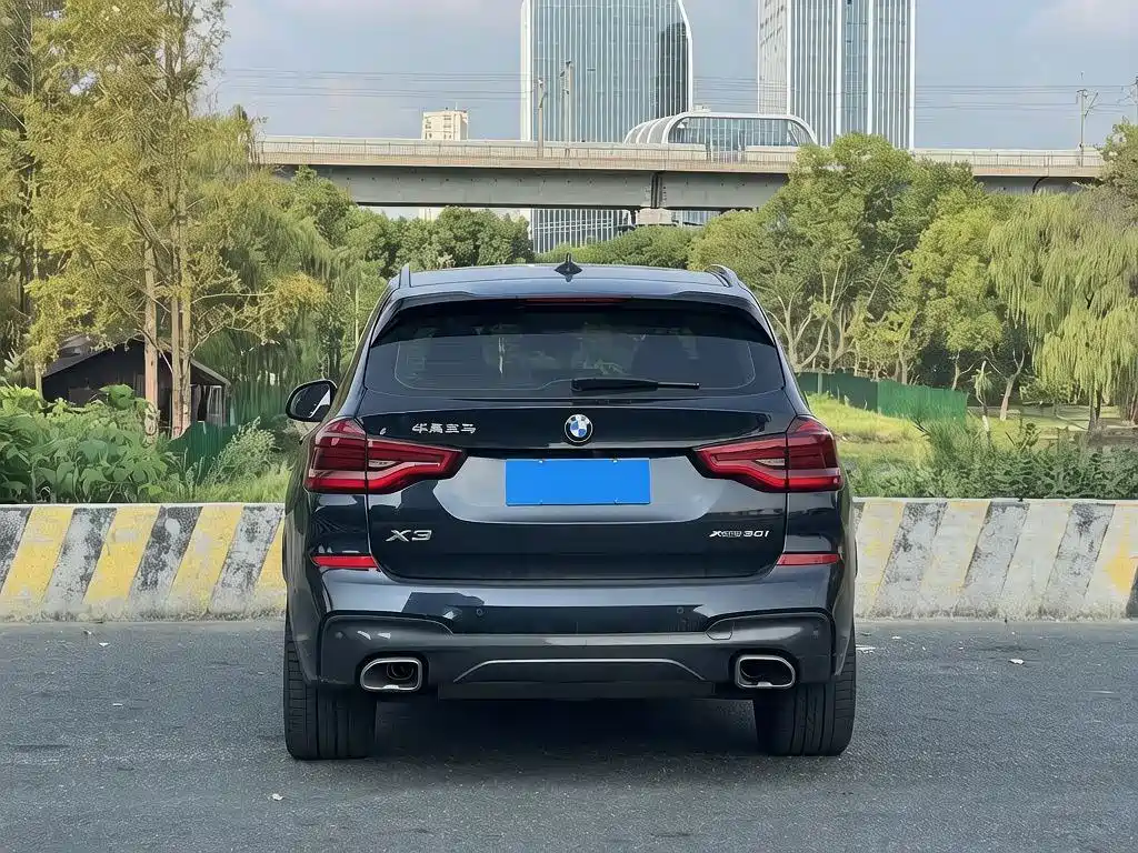 BMW X3 — фото 3