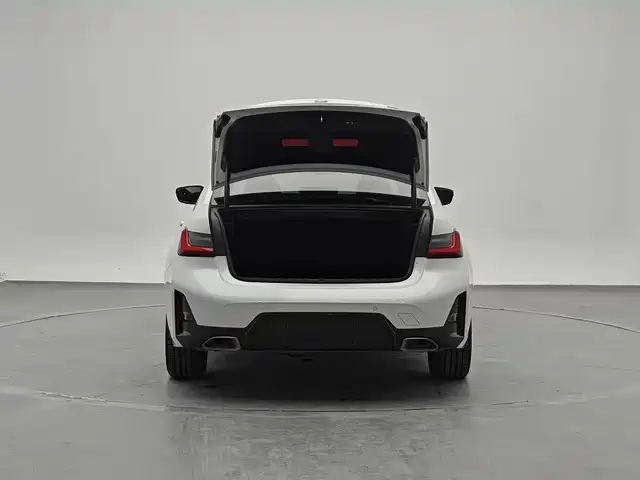 BMW 3 Series — фото 10
