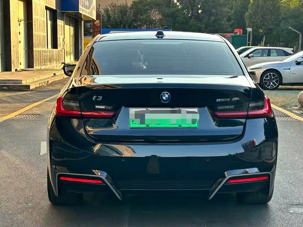 BMW i3 — фото 5