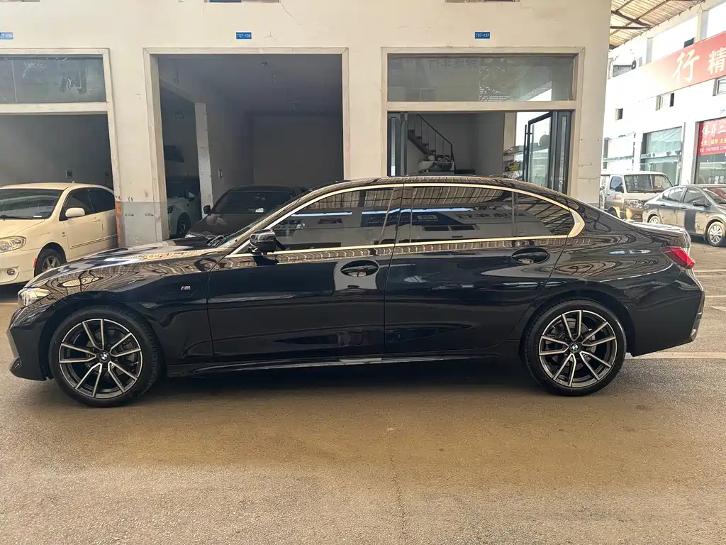 BMW 3 Series — фото 14