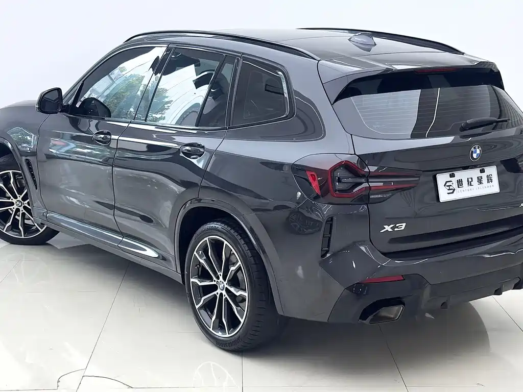 BMW X3 — фото 10