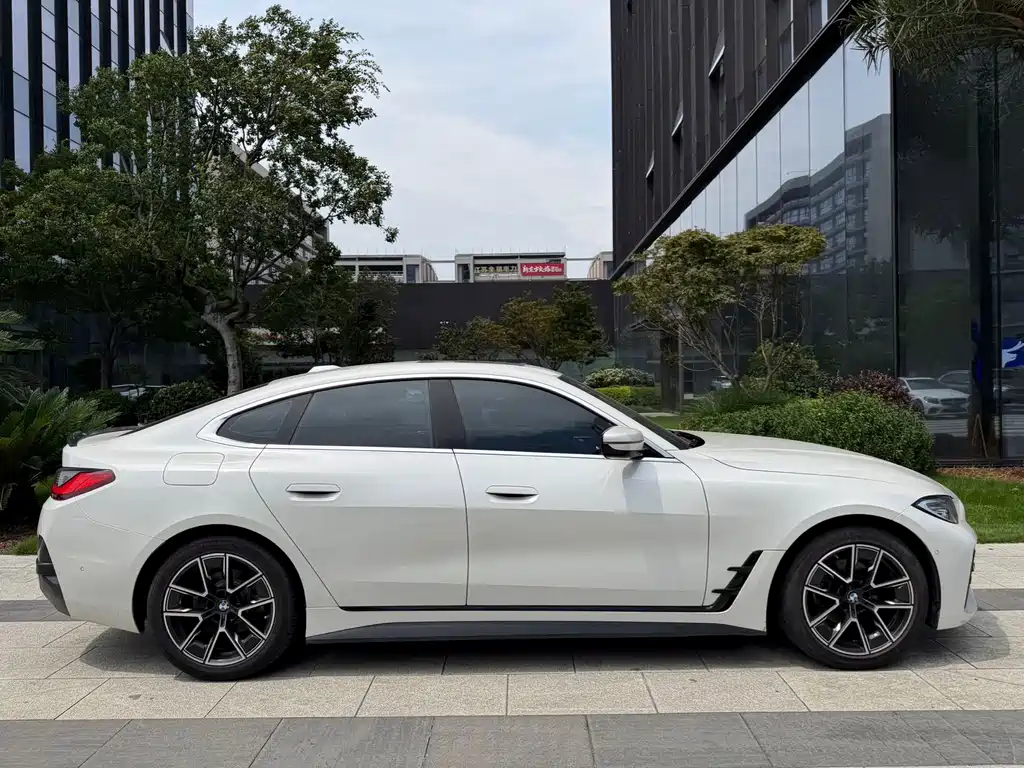 BMW 4 Series — фото 4