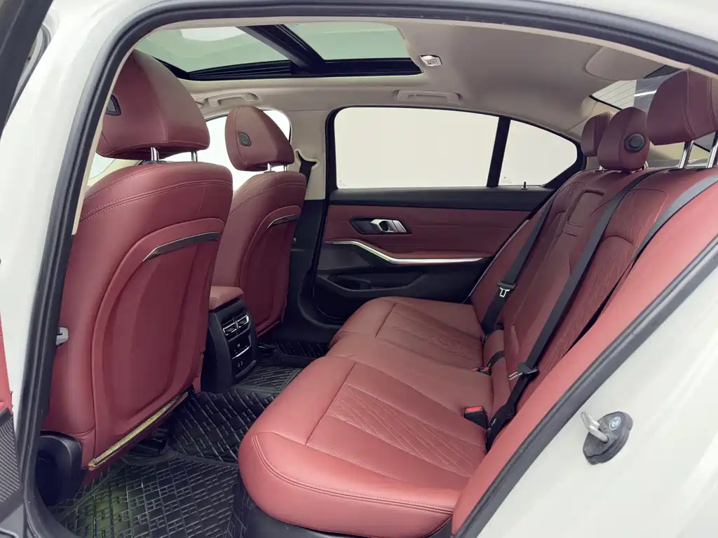 BMW 3 Series — фото 13