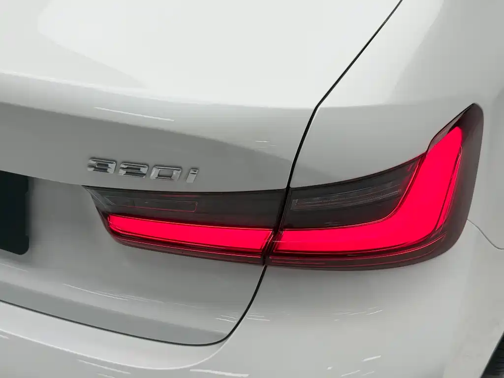 BMW 3 Series — фото 10