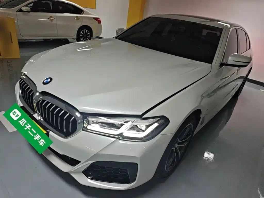 BMW 5 Series — фото 2