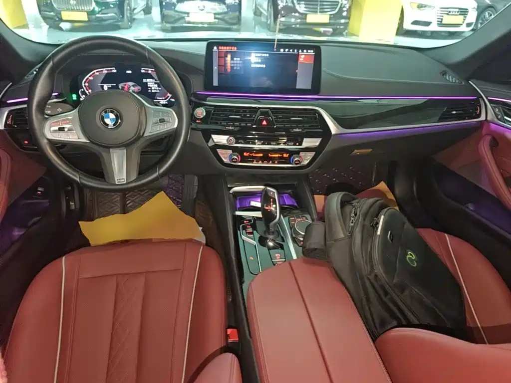 BMW 5 Series — фото 10