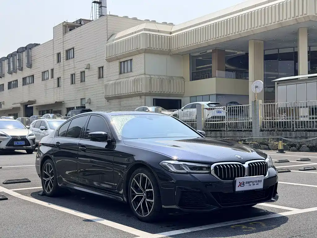 BMW 5 Series (Import) — фото 3