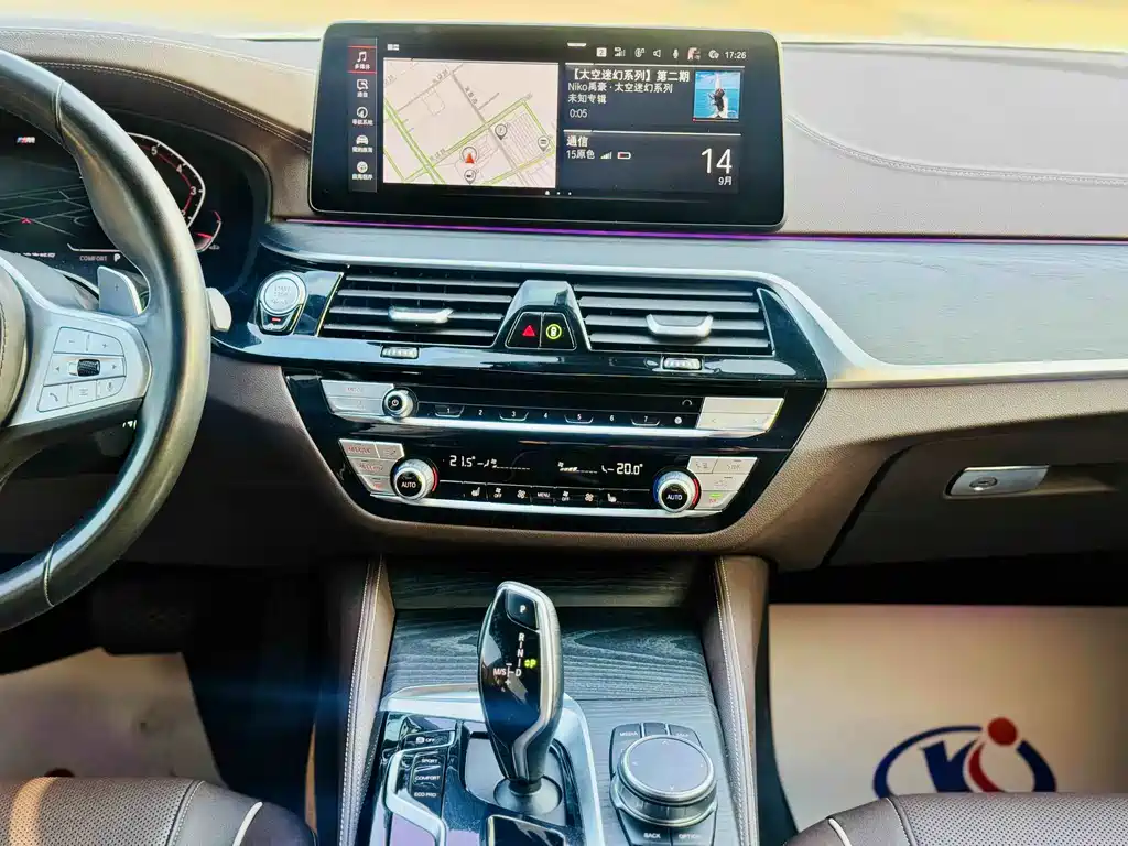 BMW 5 Series — фото 10